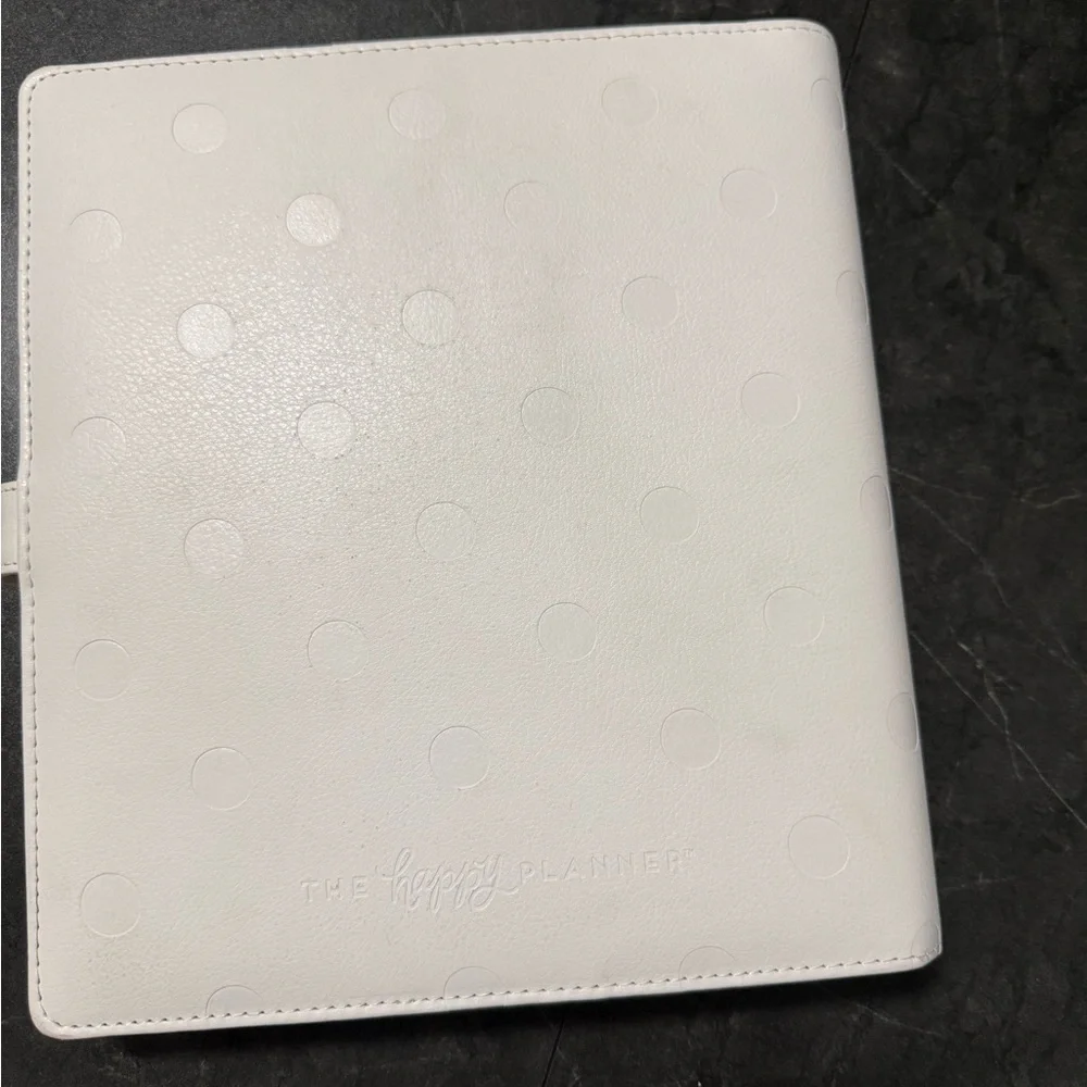 N/A stylish white